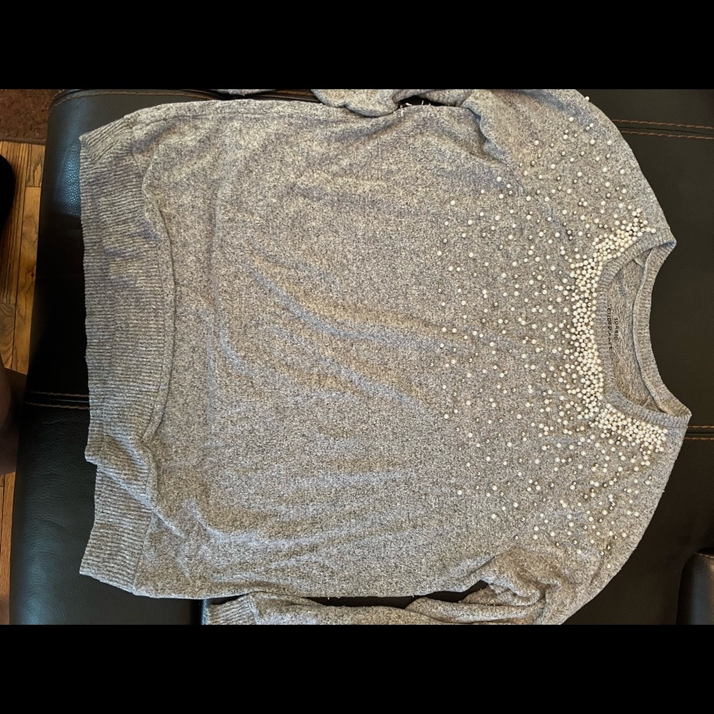 Pearl sweater